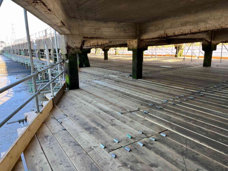 ROYSTON SCAFFOLDING BARKING PIER PROJECT 2 768x576