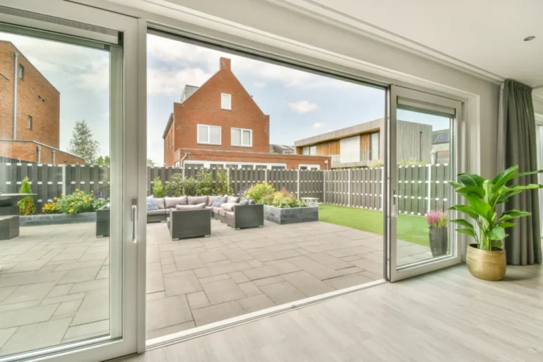 sliding doors 1024x683 1 768x512